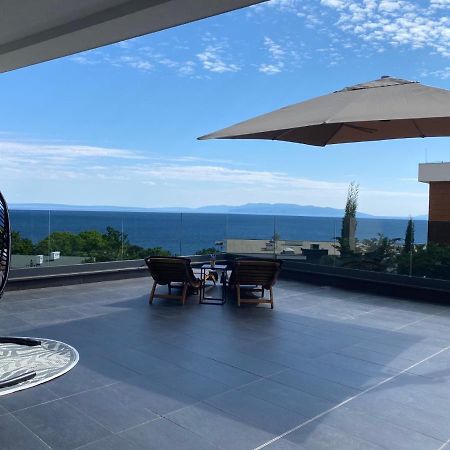 Sea View Deluxe Apartment Rijeka Extérieur photo