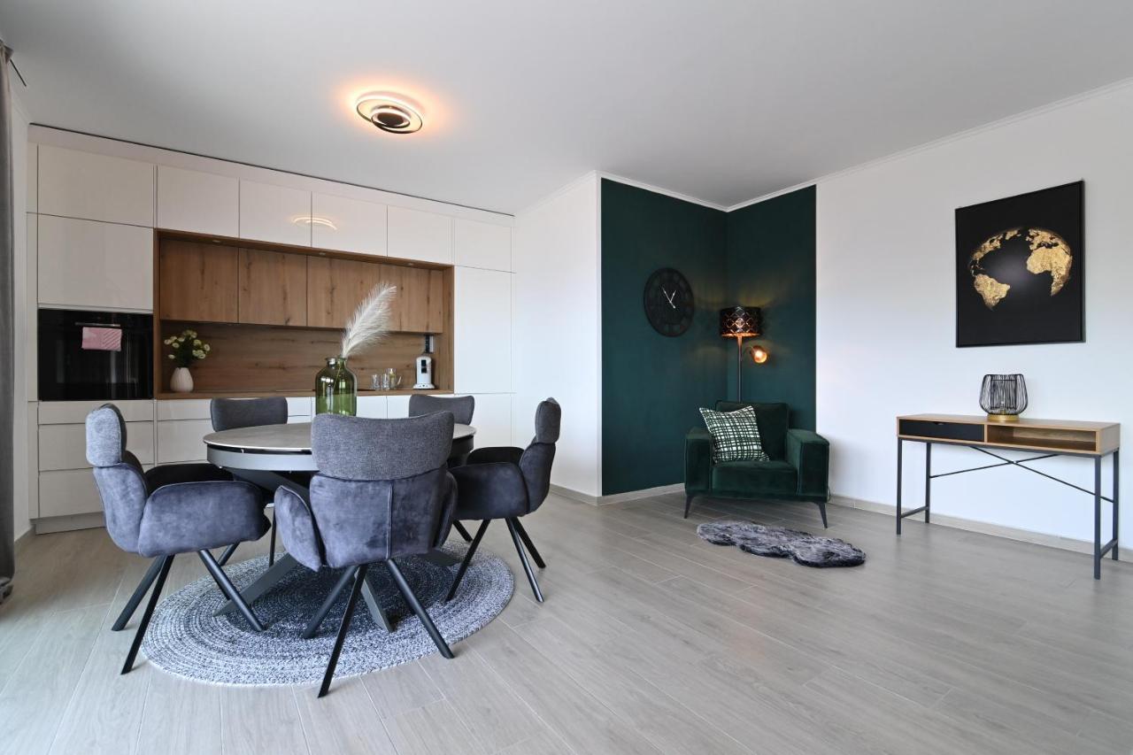 Sea View Deluxe Apartment Rijeka Extérieur photo