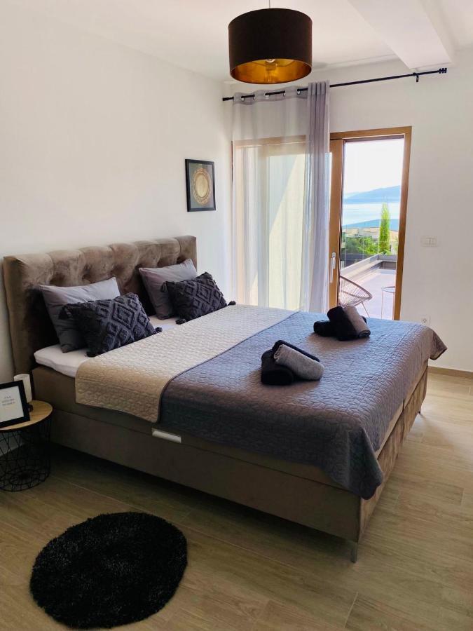 Sea View Deluxe Apartment Rijeka Extérieur photo