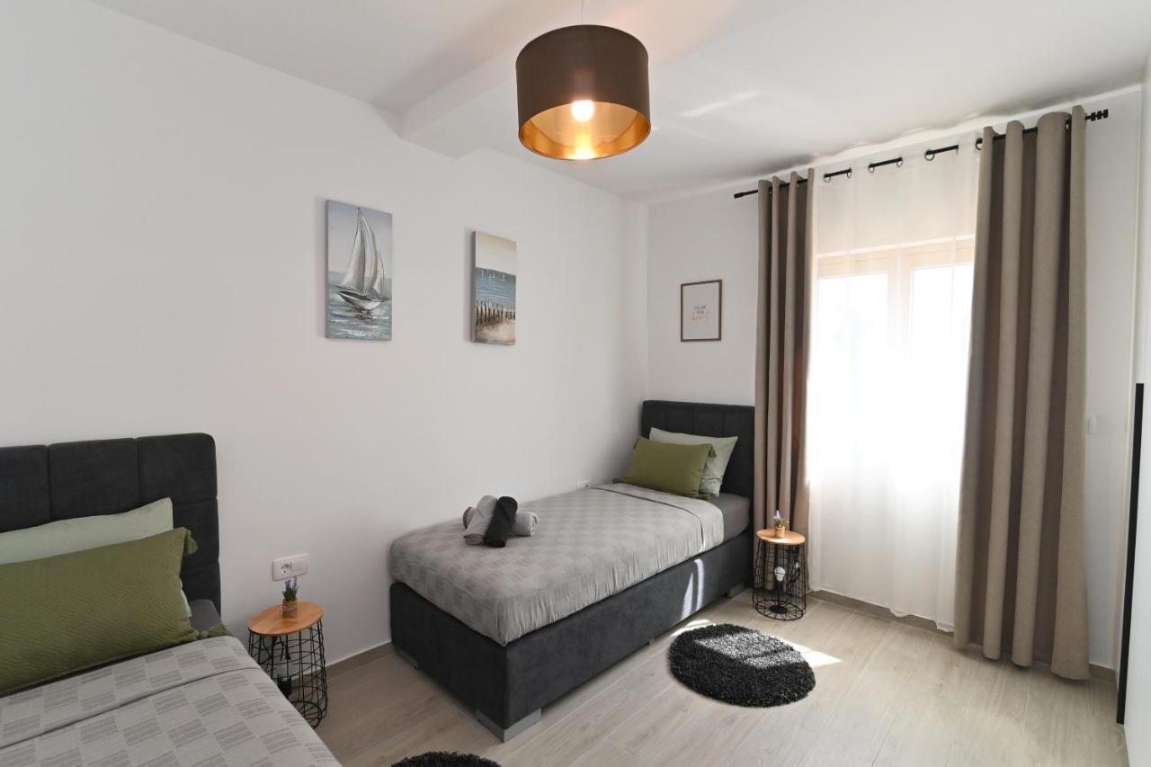 Sea View Deluxe Apartment Rijeka Extérieur photo